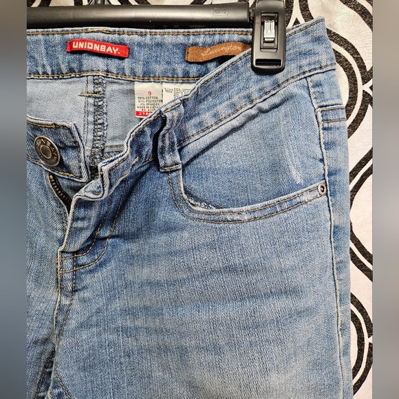 Union Bay Distressed Jeans - Picture 5 of 16